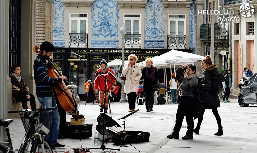 Music in Oporto streets
