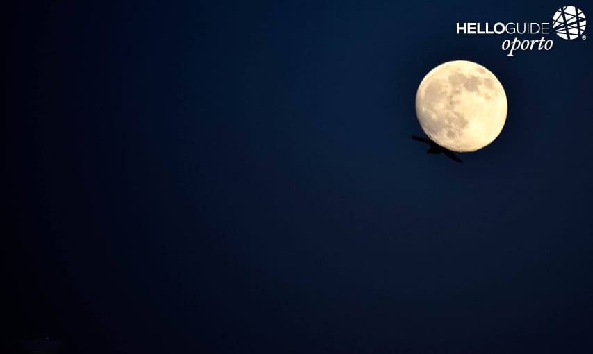 La luna de Cais de Gaia