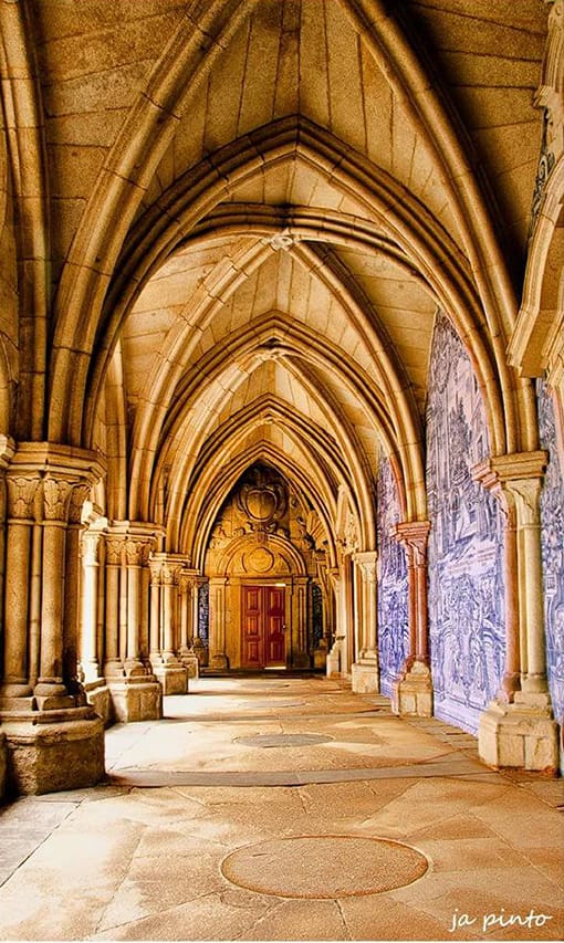 Порту собор интерьер