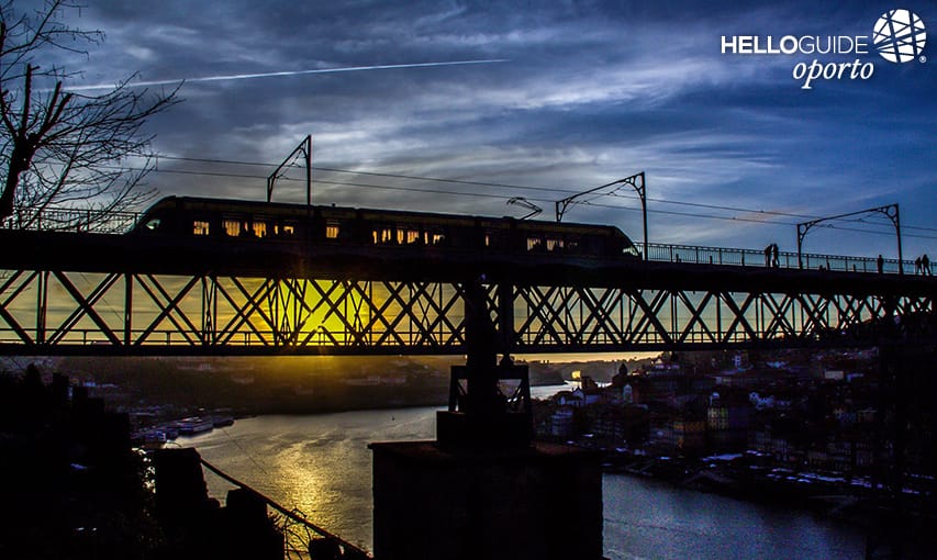 El metro y la puesta del sol