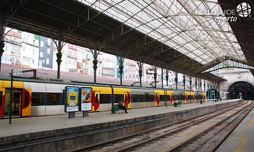 Tren - Estación de São Bento